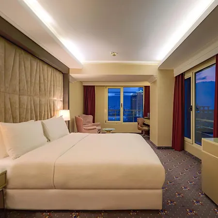 Doubletree By Hilton Izmir - Alsancak Hotel Exterior foto